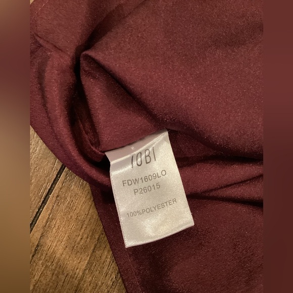 Tobi bell sleeve shift sheath knee length 3/4 Sleeve dress burgandy dress S - Picture 7 of 11